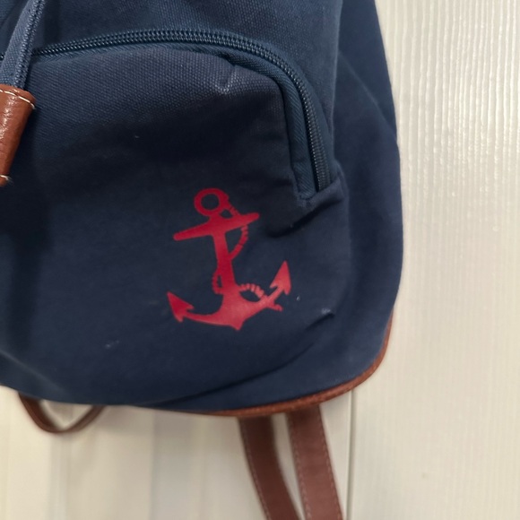 Vintage G.H. Bass and Co Navy Blue Canvas Backpack with Brown Leather Trim - Picture 4 of 10